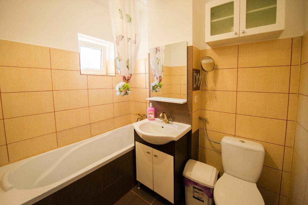 Luna Apartment Brasov Luaran gambar