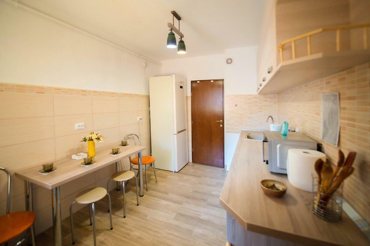 Luna Apartment Brasov Luaran gambar
